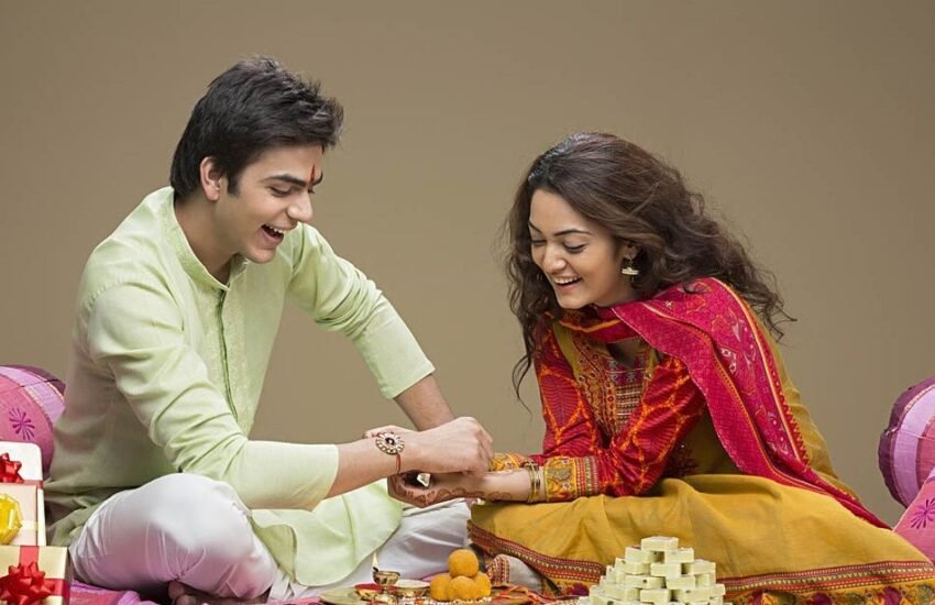 Best Rakhi Gifts for your sister/brother on this Rakshabandhan 